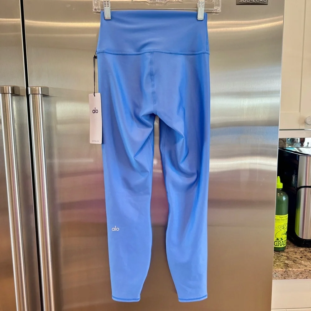 NWT Alo 7/8 Airlift High Waist Legging - Crystal Clear Blue Brand New Yoga Pants